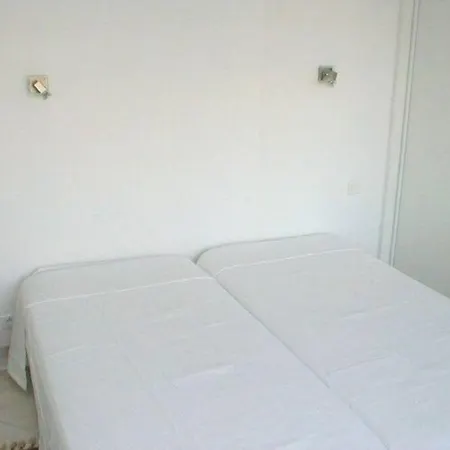 Apartament F2 Climatise Piscine Proche Cavalaire-sur-Mer
